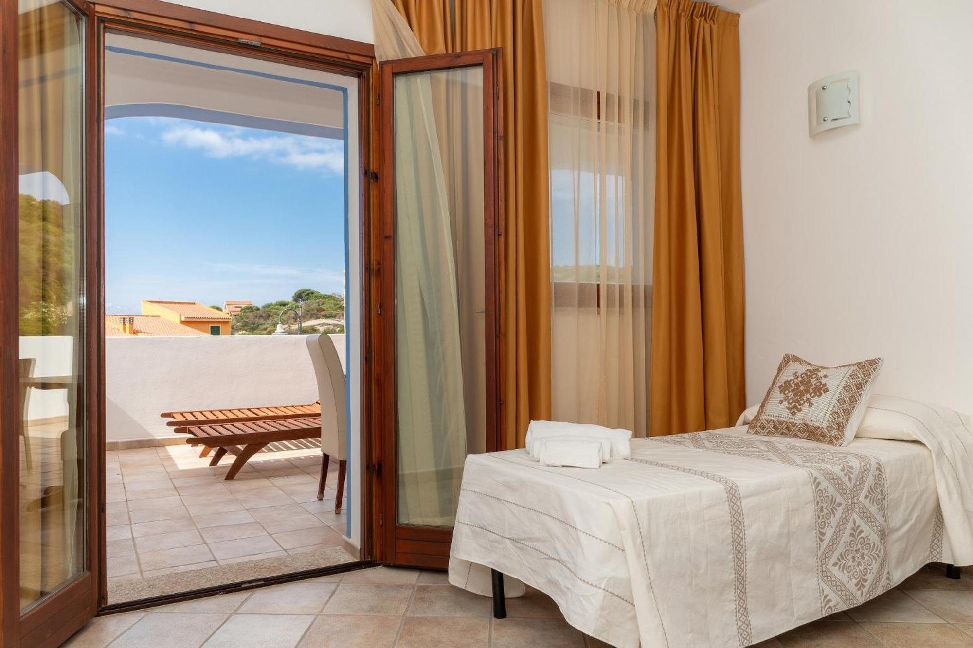 Gh Diana Hotel Santa Teresa Gallura Eksteriør billede